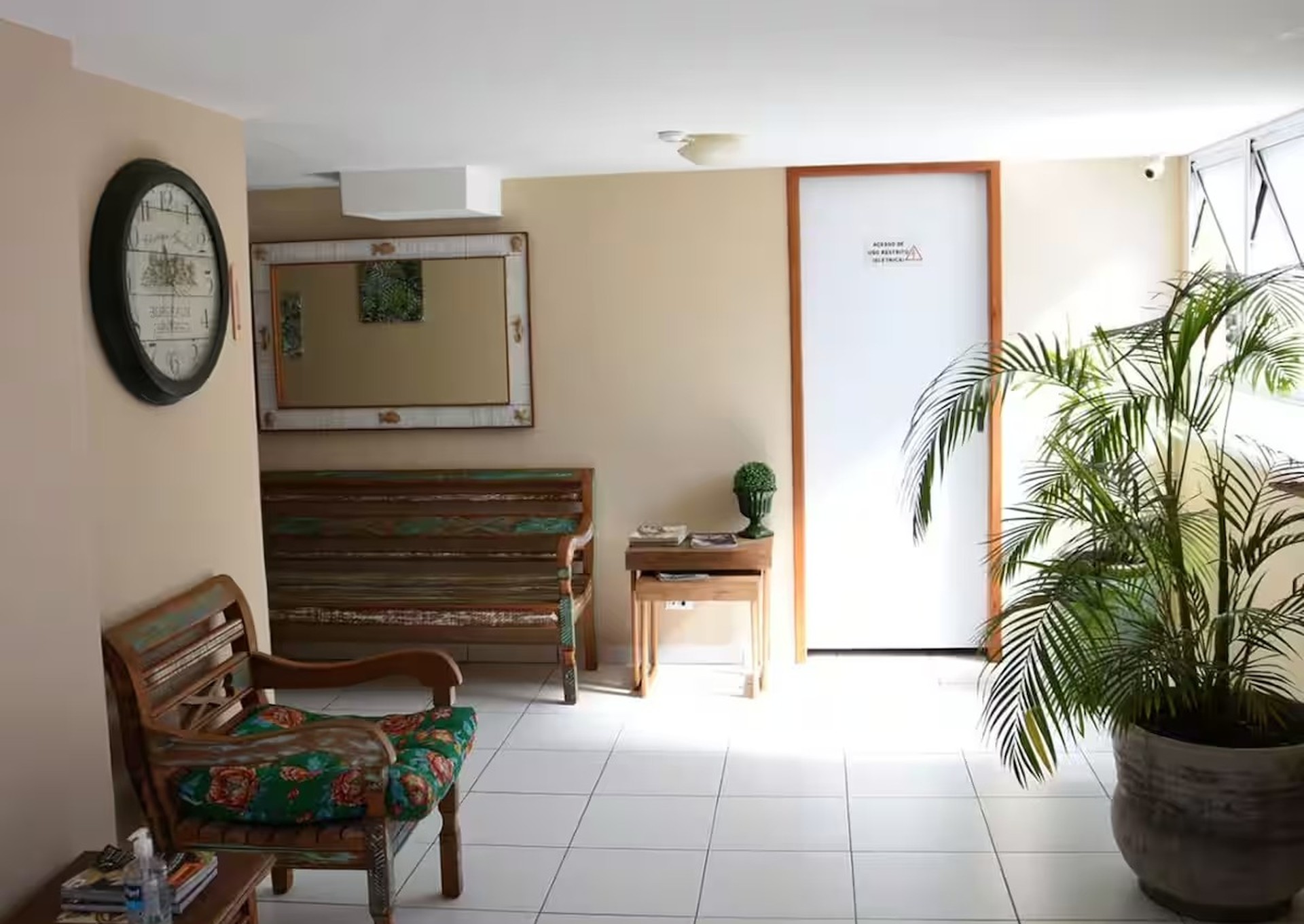 Apartamento mobiliado de 47 m² no Residencial Vereda, Centro de Ubatuba, foto 2